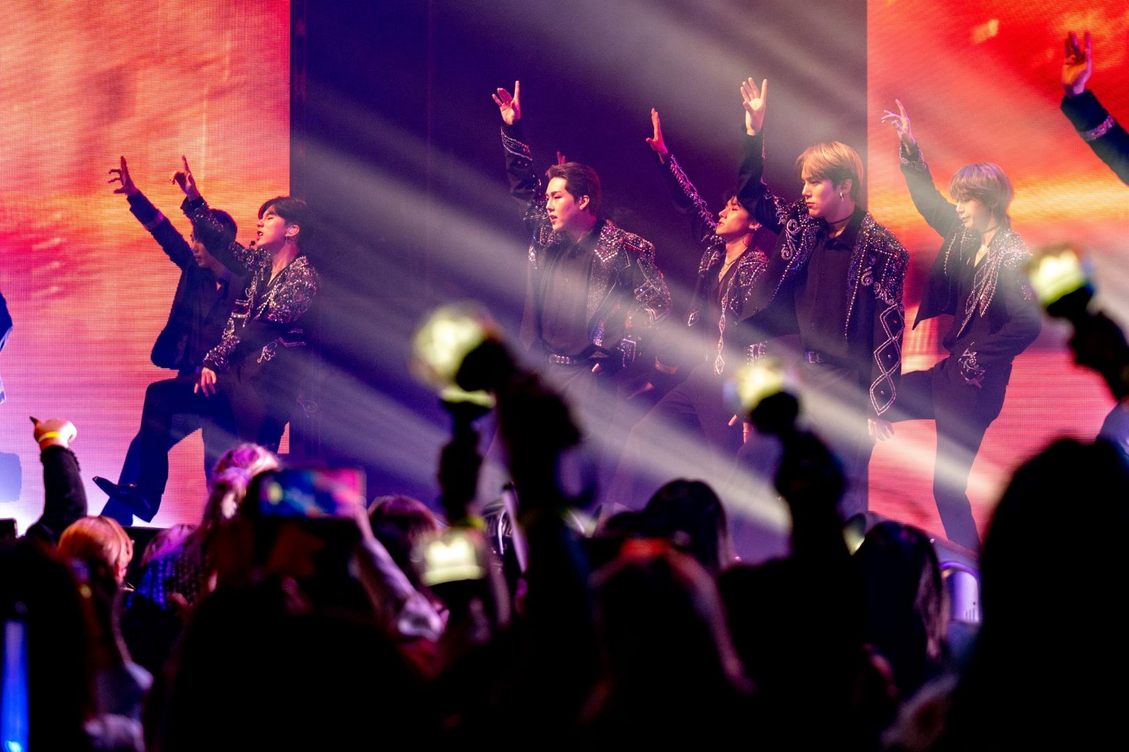 MONSTA X Brings No Limit to Chicago