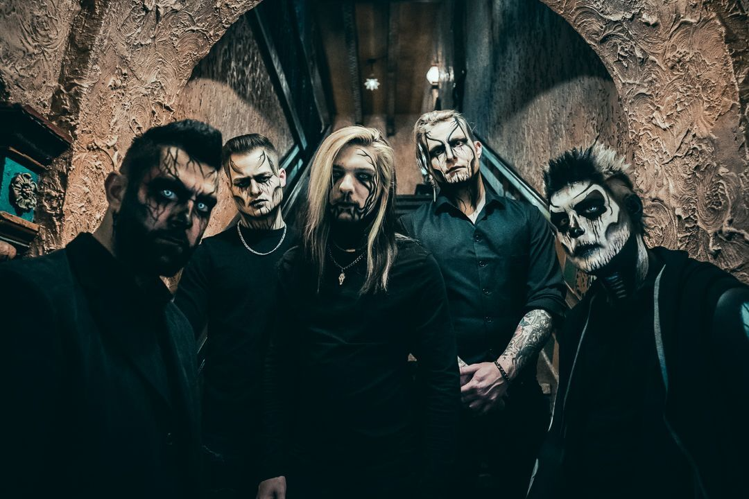 An Interview with DARK DIVINE