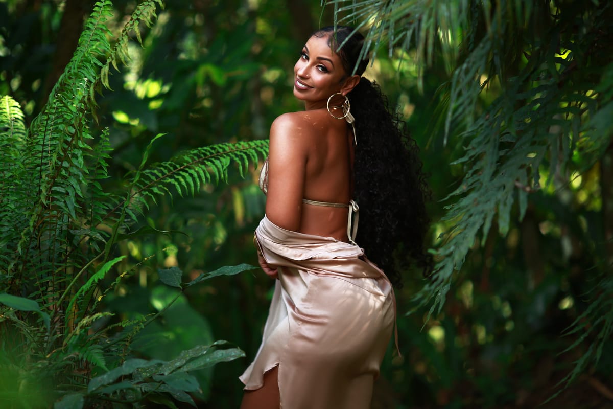 R&B singer Mya releases deluxe version of her self-titled album after