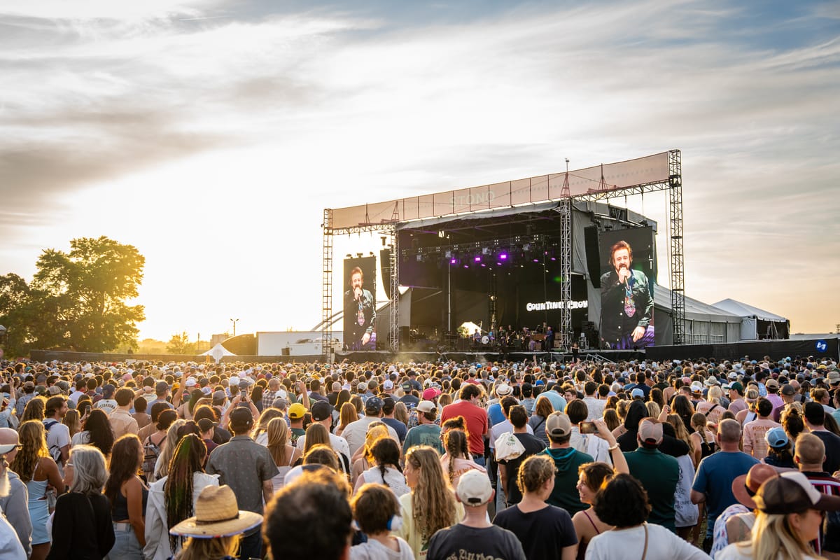 Vibrant stage setup at the Tortuga Music Festival 2026